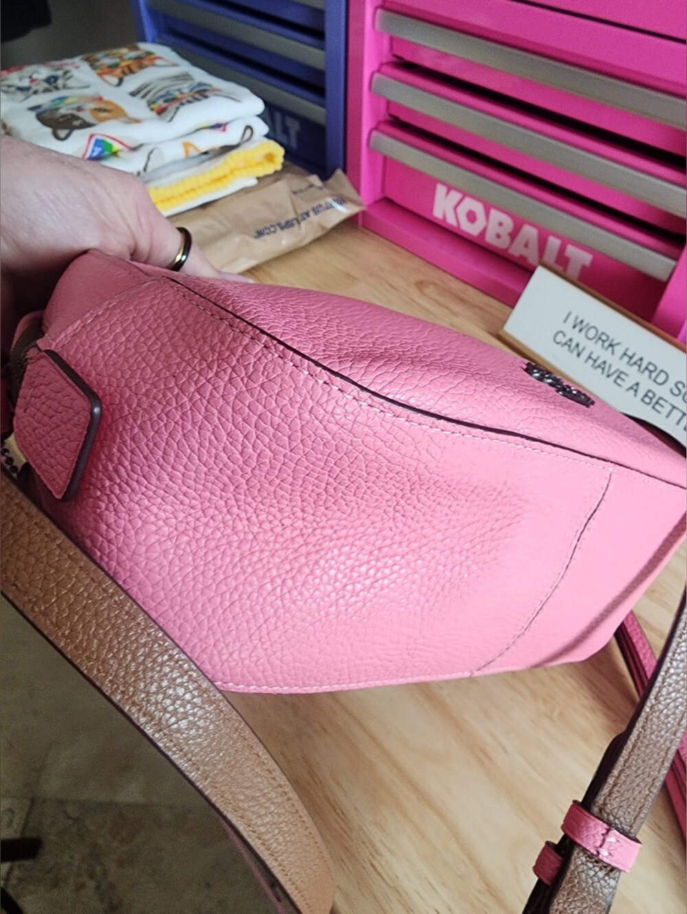 Coach Keith Haring Limited Edition Pink Pebbled Leather Heart Embossed Crossbody - Picture 3 of 11